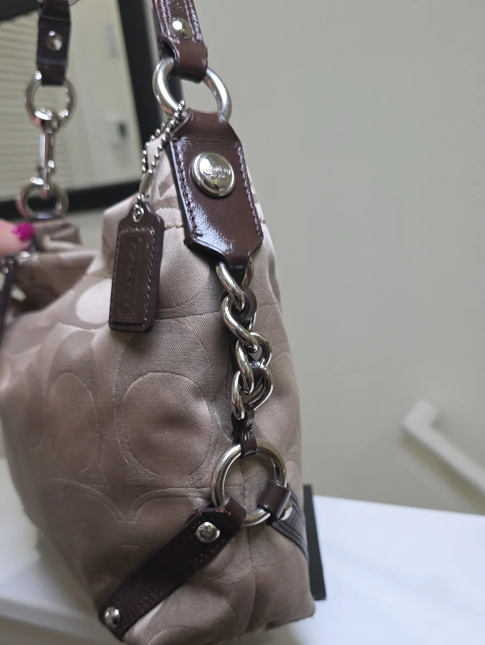 COACH F15250 Signature Khaki Fabric/Brown Leather Trim Carly Hobo GUC
